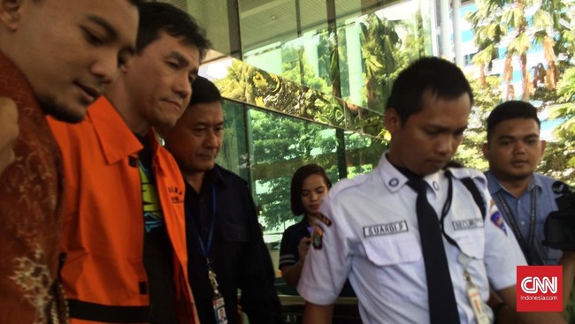 Presiden Direktur PT Agung Podomoro Land Ariesman Widjaja resmi ditahan Komisi Pemberantasan Korupsi.