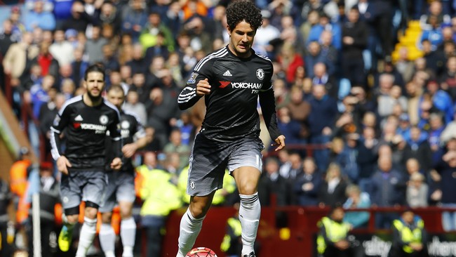 Alexandre Pato mencetak gol debut pada laga perdananya bersama Chelsea di Liga Inggris. Sayang, ia tak bermain sebagai Starting XI.