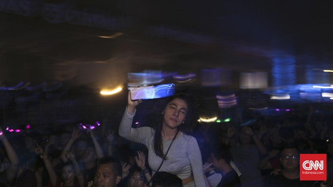 Riuh Ramai 'I Am Hardwell' di Pantai Karnaval