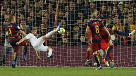 Real Madrid Bungkam Barcelona 2-1