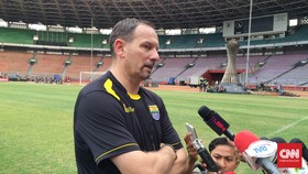 Eks Pelatih Persib Masuk Bursa Calon Pelatih Selangor