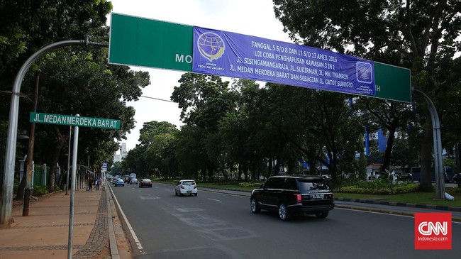 Uji coba akan berlangsung selama tujuh hari sejak hari ini sampai tanggal 13 April 2016 di lima ruas jalan utama di DKI Jakarta.