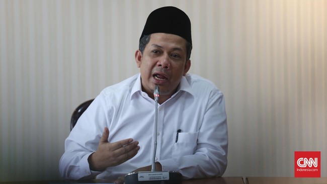Wakil Ketua DPR Agus Hermanto menyatakan pimpinan DPR belum menerima surat keputusan dari PKS terkait pemberhentian Fahri Hamzah dari keanggotaan partai.