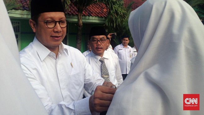 Dari 259 madrasah di Jakarta, baru 85 madrasah yang menerapkan ujian nasional berbasis komputer. 
