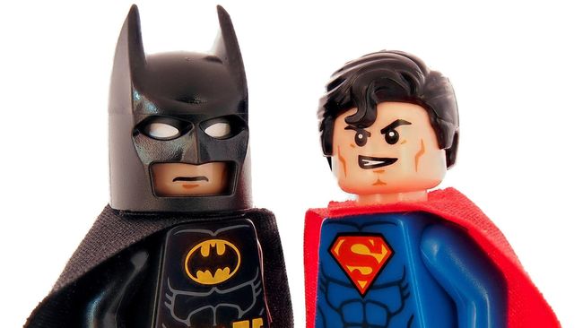 "Saya kecewa karena merasa heran, mengapa Superman tidak bisa mengalahkan pria yang mengendarai mobil," kata sang komedian.