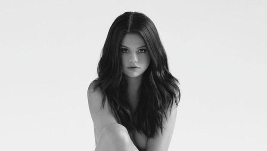 Selena Gomez - Sampul Album 'Revival'
