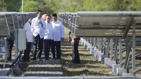 Jokowi Minta Pembantunya Cepat Atasi Proyek Listrik Mangkrak