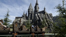 Avengers Disebut 'Masuk' Hogwarts, Sekolah Sihir Harry Potter