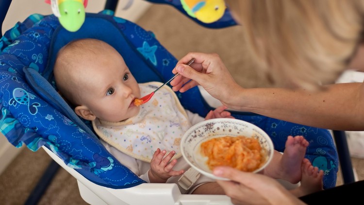Hati-hati ada salah kaprah dalam memberikan puree untuk anak yang malah berisiko bikin anak stunting. Kenali yuk, salah kaprahnya.
