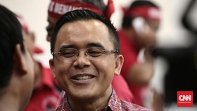 Azwar Anas Diterpa Isu Foto, PDIP Tetap Berpikir Positif