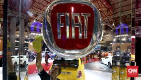 Pekerja Fiat Chrysler Diminta Rela Potong Gaji Lawan Corona