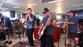 Shaggydog Menyanyikan Lagu Baru di Music at Newsroom