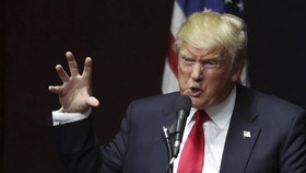 Karyawan Facebook Ingin Setop Kampanye Donald Trump