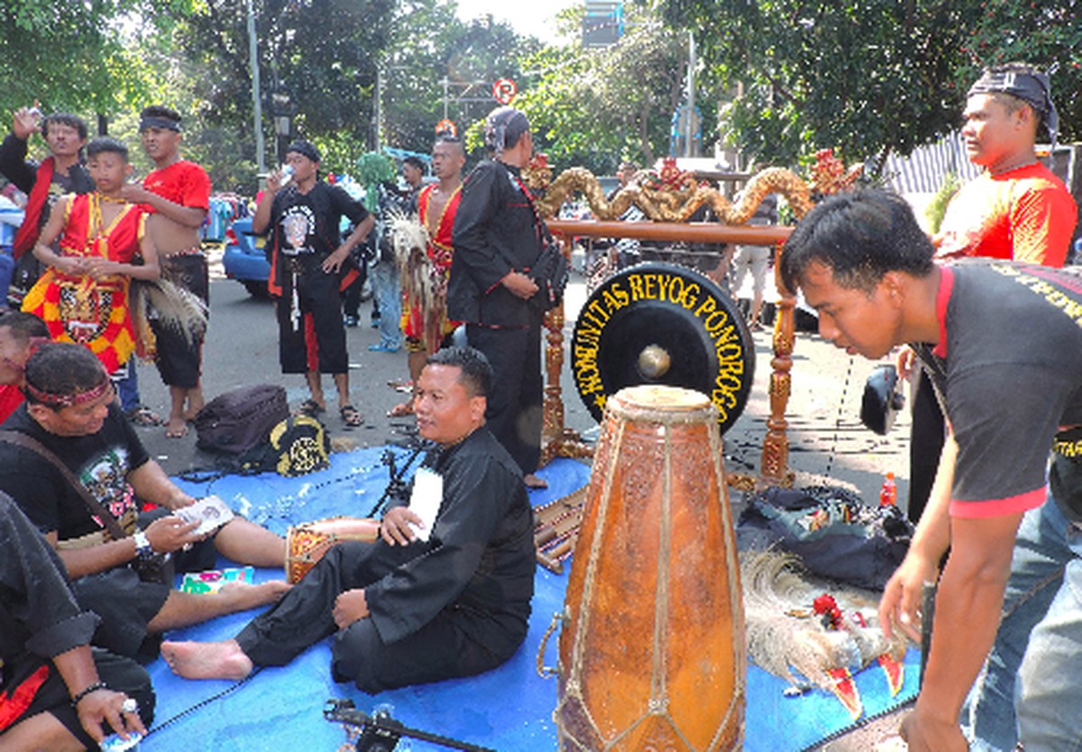 Kesenian Reog Ponorogo Hibur Masyarakat Jakarta