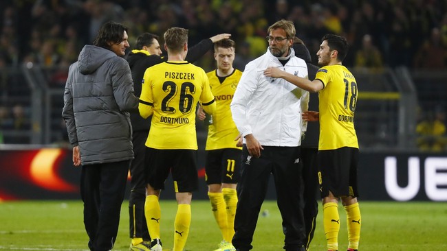Pelatih The Reds, Juergen Klopp, mengaku tak mudah memilih salah satu strikernya di leg kedua Liga Europa menghadapi Borussia Dortmund, Kamis (14/4).