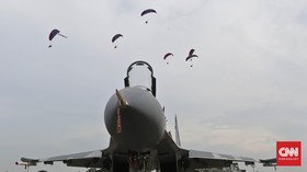 TNI AU Ingarkan Langit Jakarta dengan 60 Pesawat Tempur