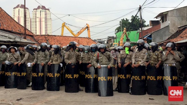 Selain di Balai Kota, Satpol PP itu akan ditempatkan di seluruh bangunan milik Pemprov DKI Jakarta. Seperti, kantor wali kota, kecamatan, dan kelurahan.