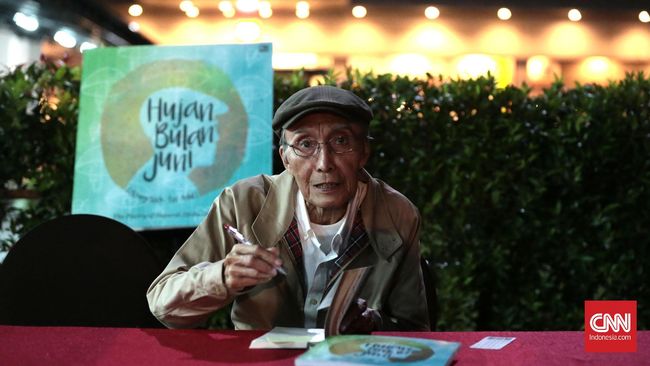 Hujan Bulan Juni Coloring Book for Adult merupakan wujud kecintaan 19 ilustrator sekaligus penggemar karya Sapardi Djoko Damono.