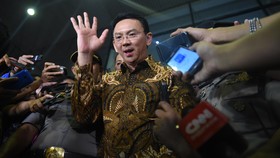 Ahok Sambangi KPK, Diperiksa Terkait Kasus LNG Pertamina