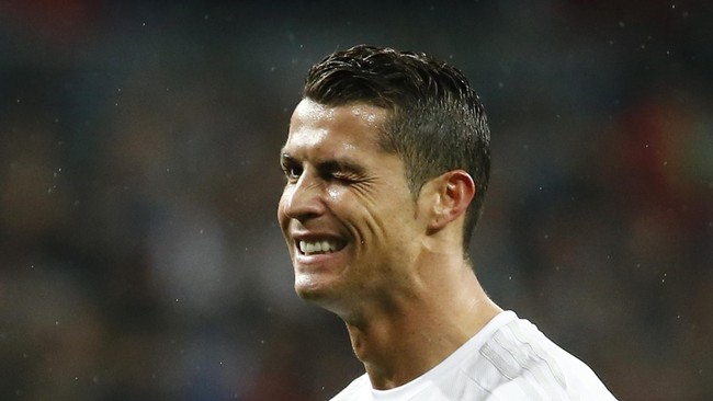 Bek Real Madrid, Sergio Ramos, tegas-tegas menyatakan bahwa Real Madrid masih membutuhkan peran Ronaldo sebagai mesin gol tim tersebut.