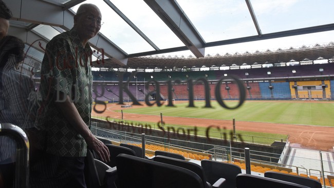 Usaha Komisi X yang mendorong sejumlah cabor utama ke Palembang dikhawatirkan Kemenpora akan menggagalkan Indonesia menjadi tuan rumah Asian Games 2018.