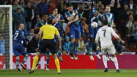 Penggawa Madrid Kirim Bola Hattrick ke Museum CR7