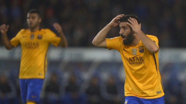 Selain menderita kekalahan, gelandang asal Turki itu juga terus mendapat ejekan ketika tampil di Vicente Calderon sebagai pemain pengganti.