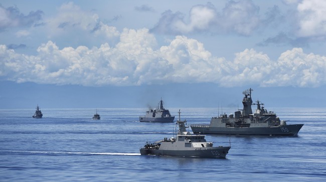 Kelima kapal perang Indonesia itu punya misi khusus mengamankan zona ekonomi eksklusif nusantara di perairan Natuna pascainsiden terbaru dengan China.