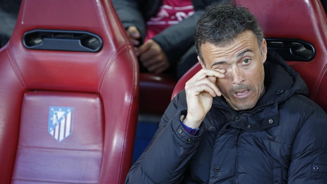 Pelatih Barcelona, Luis Enriwue, mengaku tak melihat handball gelandang Atletico Madrid, Gabi, di dalam atau di luar kotak penalti.