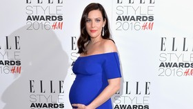 Mawar Mungil yang Bikin Jantung Liv Tyler Serasa Meledak