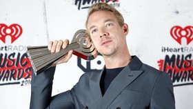 Joe Jonas Salahkan Diplo karena Bocorkan Acara Pernikahan
