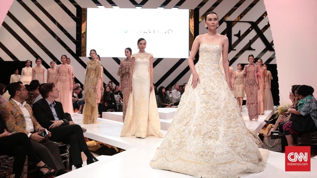 Dua Sisi Fesyen Priyo Oktaviano dan Frederick Lee