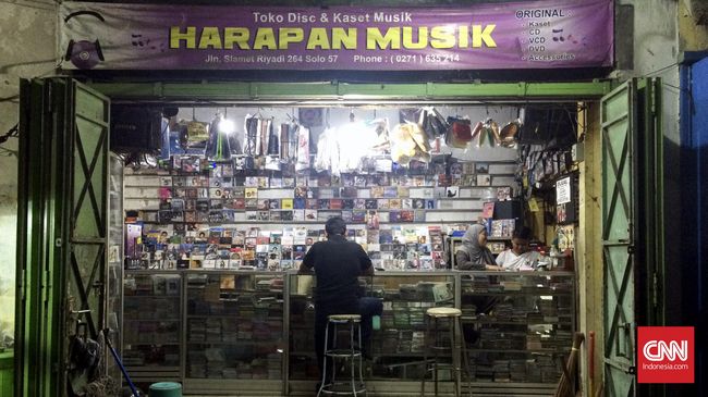 Toko Harapan Musik merupakan salah satu dari sekian banyak harapan bagi industri musik dunia, termasuk Lokananta.