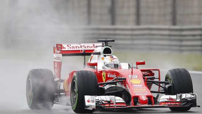 Pebalap Ferrari Sebastian Vettel berhasil mencatatkan waktu tercepat pada sesi latihan bebas ketiga GP Monako, sementara Rio Haryanto berada di posisi buncit.