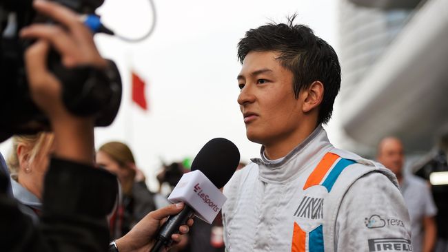 Sauber Cari Pay-Driver, Peluang untuk Rio Haryanto Meski sudah mendapatkan suntikan dana dari investor pada musim panas lalu, Sauber akan menggunakan jasa pay-driver yang memiliki paket dana musim depan.