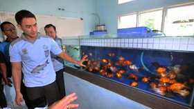 KPK Geledah Kantor Gubernur Jambi Zumi Zola