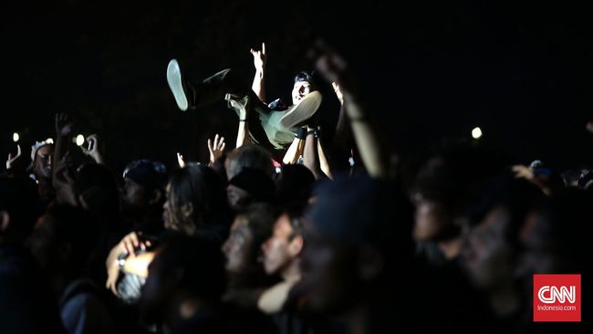 Rentetan pesta dan acara hura-hura di Jakarta tetap berjalan pada jalurnya.