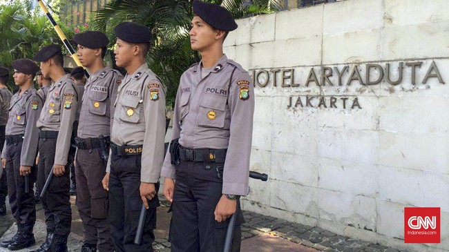 Menkeu Sri Mulyani menyebut setiap Rp1 triliun penerimaan pajak bisa digunakan untuk membayar banyak hal, termasuk menafkahi 10 ribu polisi selama setahun.