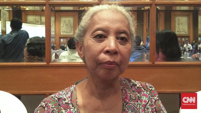 Siasat Svetlana si Putri Wakil Ketua PKI Bantu Korban 1965 Svetlana Dayani, putri Nyoto --Wakil Ketua Central Committee Partai Komunis Indonesia-- mengatakan ketakutan terhadap label PKI saat ini sudah berlebihan.