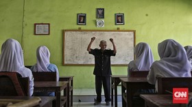 Tunjangan Guru Honorer Tetap Naik Jadi Rp2 Juta di Tengah Efisiensi