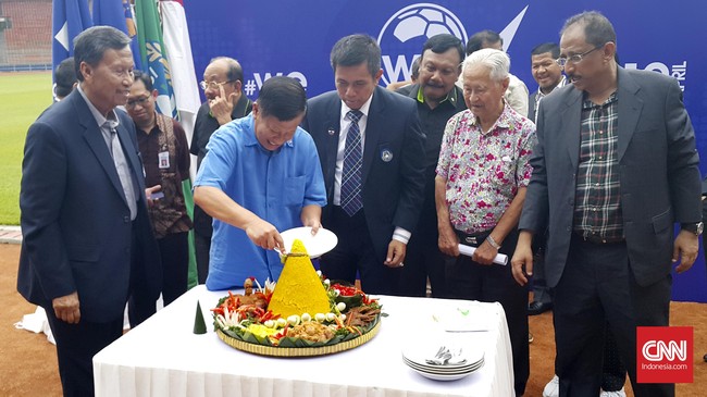 Namun, berdasarkan pantauan CNNIndonesia.com, perayaan hari jadi PSSI ke-86 di Stadion GBK tak dihadiri oleh satu pun perwakilan Kemenpora RI.