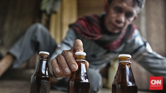 FOTO: Sisa Cerita 'Gubuk' Penyulingan Kayu Putih Pulau Buru