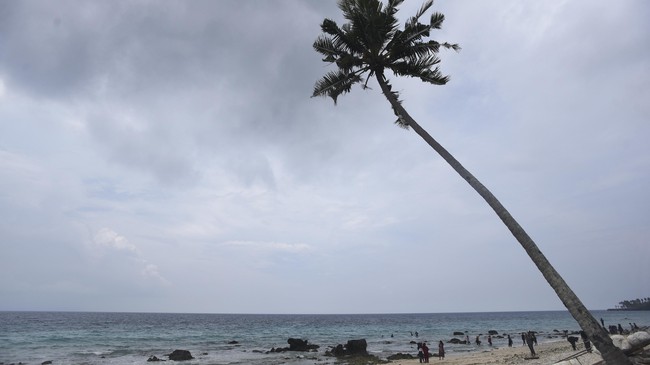 Terpesona Indahnya Alam Bawah Laut Pulau Weh