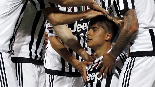 Real Madrid disebut bersedia mengeluarkan uang hingga 80 juta euro, namun Dybala menolak tawaran tersebut untuk bertahan di Juventus.