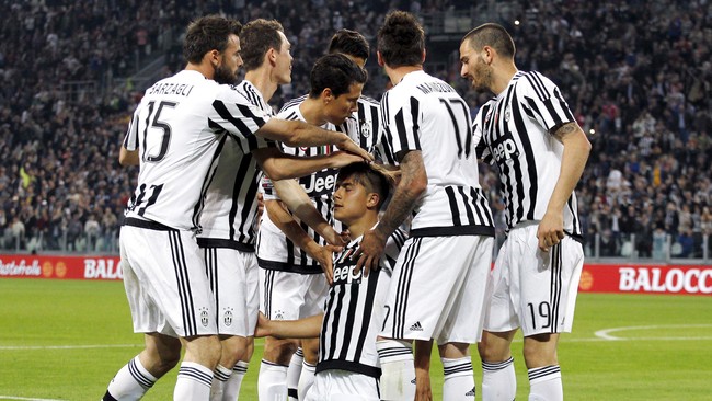 Legenda AC Milan Alessandro Costacurta menyebut dominasi Juventus belum bisa dibawa ke Tanah Eropa.