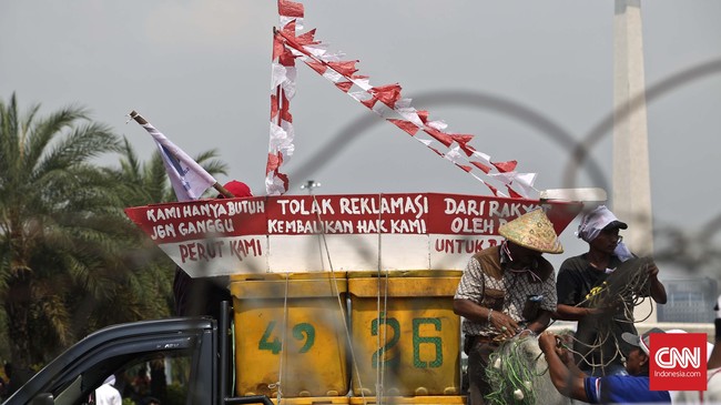 Ketiganya yakni, staf pribadi Prasetyo Edi Marsudi, Max patiwell, staf pribadi Ongen Sangaji, Jahja djokdja dan Alpha, staf pribadi dari Mohammad Sanusi.