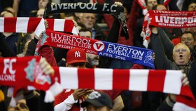 Deretan Foto Terbaik Derby Merseyside