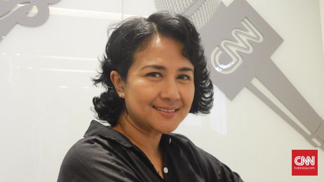 “Kalau [filmnya] tidak dipuji, ya jangan berkecil hati, karena di Indonesia, film bagus cepat terbawa angin," kata Ria Irawan.