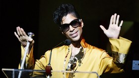 'Istana' Paisley Park Milik Prince Urung Dijual
