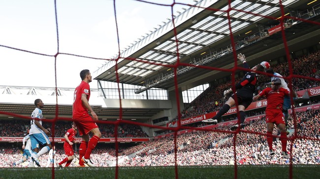 Adam Lallana mengakui bahwa Liverpool terlalu percaya diri sehingga akhirnya harus merelakan kemenangan atas Newcastle gagal didapat.